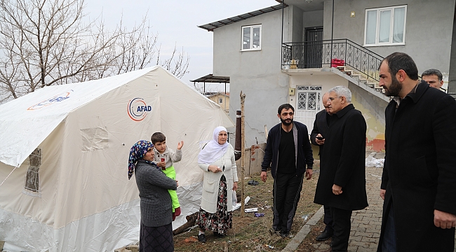 BAŞKAN GÜDER, ORDUZU’DA DEPREMZEDELERİ YALNIZ BIRAKMADI