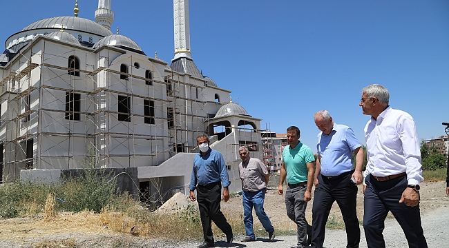 BATTALGAZİ ALACAKAPI MERKEZ CAMİ İBADETE AÇILMAK İÇİN GÜN SAYIYOR