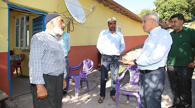 BAŞKAN GÜDER DEPREMZEDELERİ YALNIZ BIRAKMADI