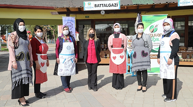 GAZİ PARKINDA ‘HANIMELİ PAZARI’ KURULUYOR