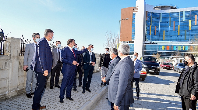 YENİ AÇILACAK BAĞLANTI YOLU HASTANE TRAFİĞİNİ RAHATLATACAK